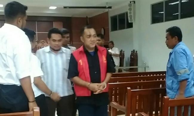 Abob Dikabarkan Sakit, Sidang Ditunda Pekan Depan