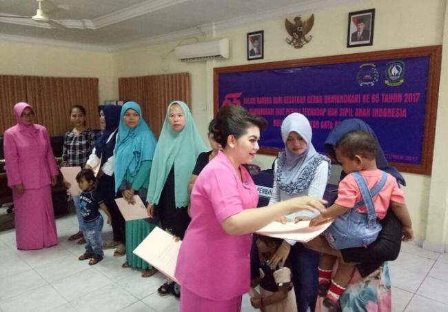 Bhayangkari Karimun Fasilitasi Pembuatan Akta Gratis untuk Warga  