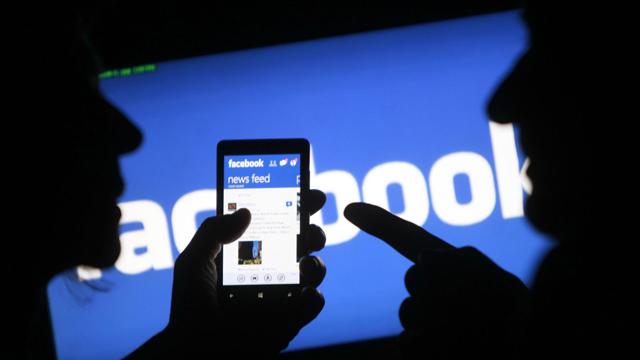 Facebook Mulai Bersih-bersih Akun Palsu di Indonesia  