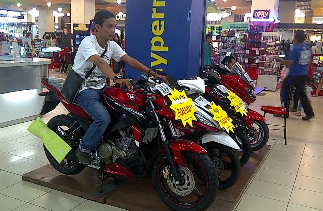 Ini Penampakan Sepeda Motor New Vixion Advance dan Harganya 