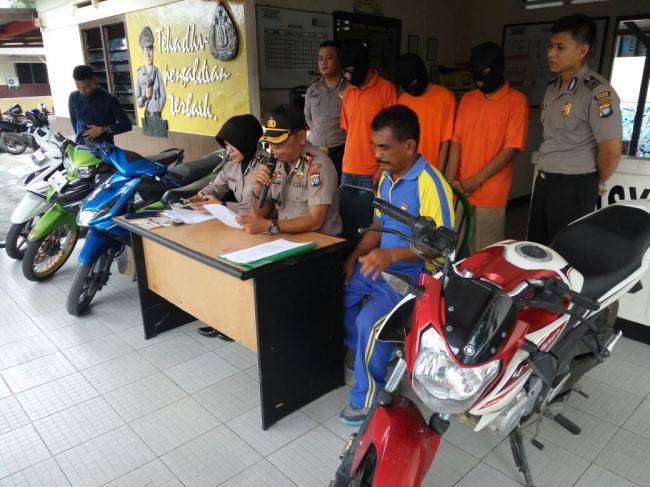 Sandro Sudah Curiga Motor Vixion itu Hasil Curian, tapi ...