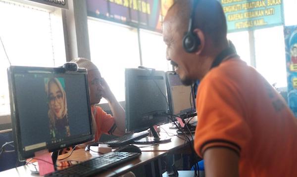 Dilarang Besuk, Tahanan Rutan Tanjungpinang Video Call ke Keluarga