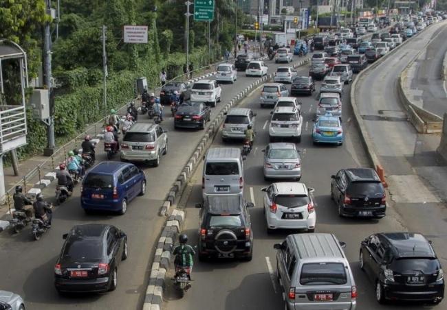 Ratusan Juta Kendaraan Bermotor Mengaspal di RI, Terbanyak Bukan Jakarta