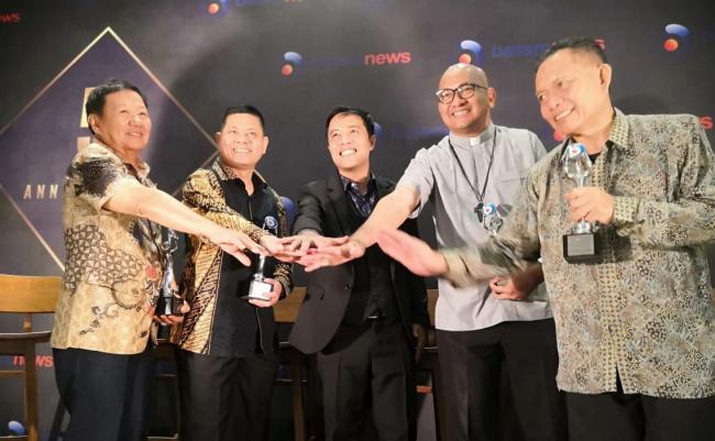 Deretan Penghargaan yang Diberikan di Perayaan HUT ke-5 Batamnews