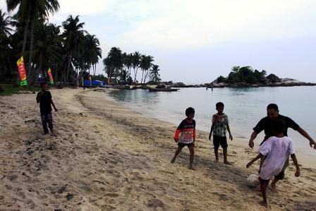 Mantan Gubernur Jambi: Menang, Zumi Zola Akan Rebut Pulau Berhala dari Kepri