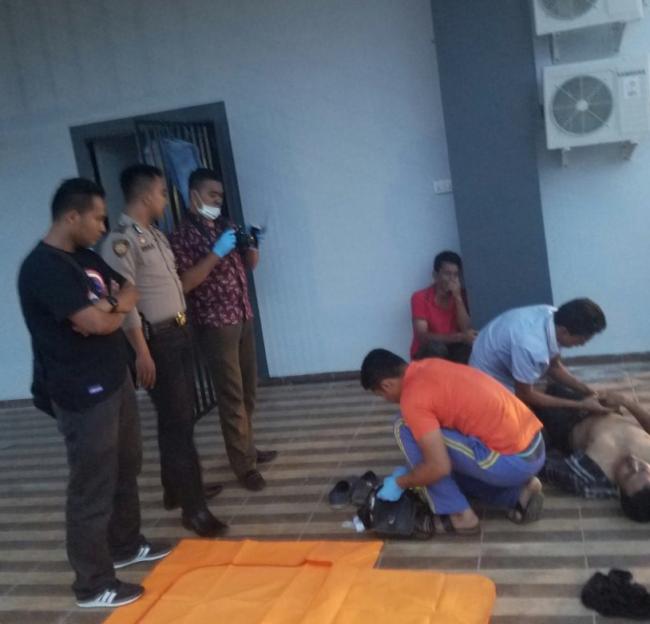 Seorang Teknisi AC Tewas Kesetrum di Taman Kota