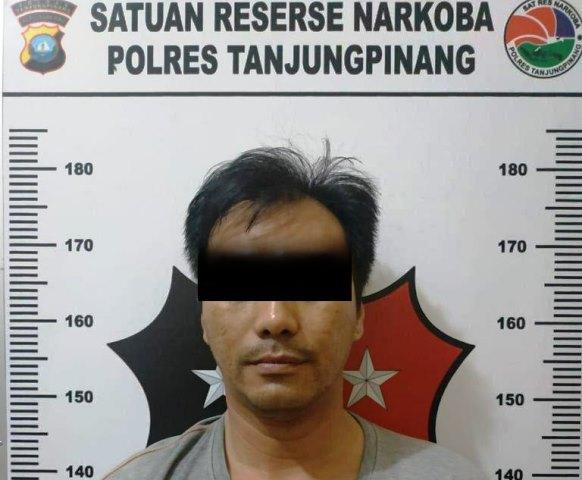 Selain Pejabat Pemprov, Polisi Juga Tangkap Honorer Sekwan DPRD Kepri Terkait Narkoba