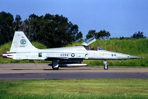 Jet Tempur AU Taiwan Jatuh, Nyawa Pilot Tak Tertolong 