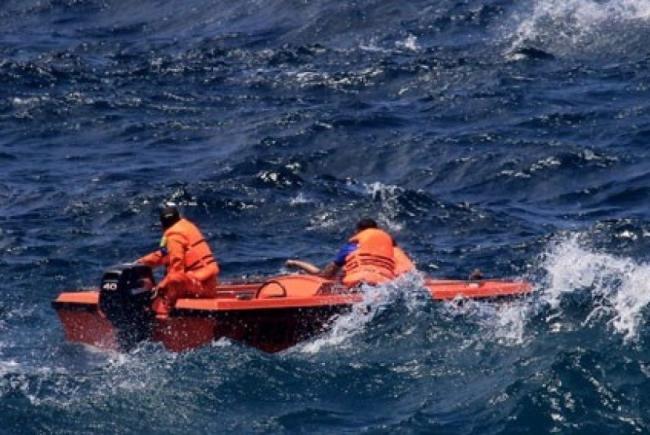 Cuaca Buruk, Kapal dari Batuampar Tenggelam di Selat Philips