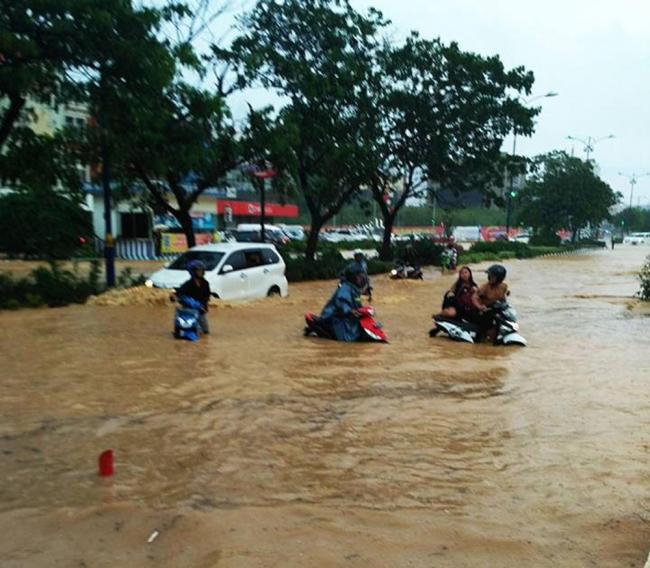Batam Diguyur Hujan, Nagoya Banjir