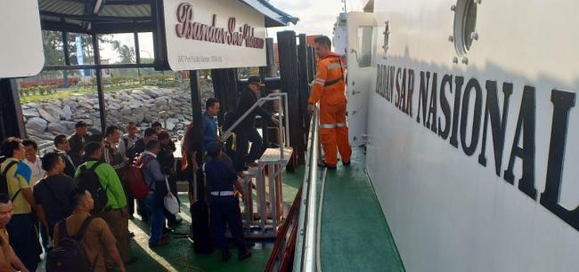Speedboat Penumpang Kandas di Perairan Bintan, 38 Orang Dievakuasi