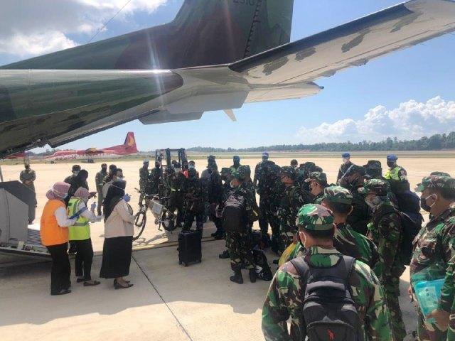 TNI Kirim 25 Tenaga Medis Pengganti ke Rumah Sakit Galang