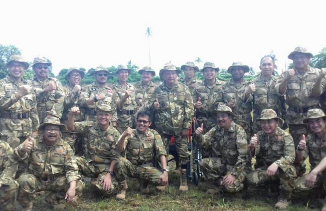 Sehari Pasca 4 TNI Tewas, Gubernur se-Indonesia Malah Groupfie di Natuna