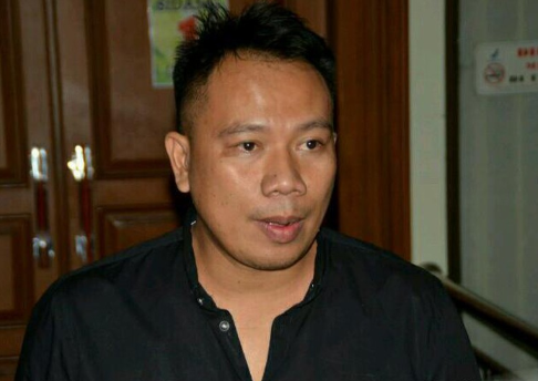 Vicky Prasetyo Ngamuk Gerebek Angel Lelga dengan Laki-laki Lain di Rumah