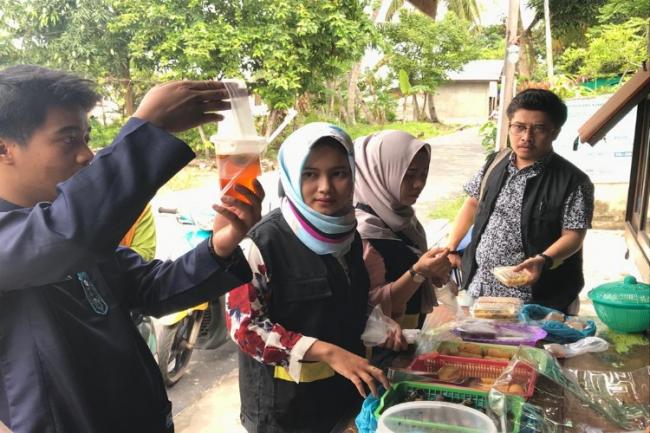 Puskesmas di Lingga Pastikan Pedagang Jual Jajanan Buka Puasa Layak Konsumsi 