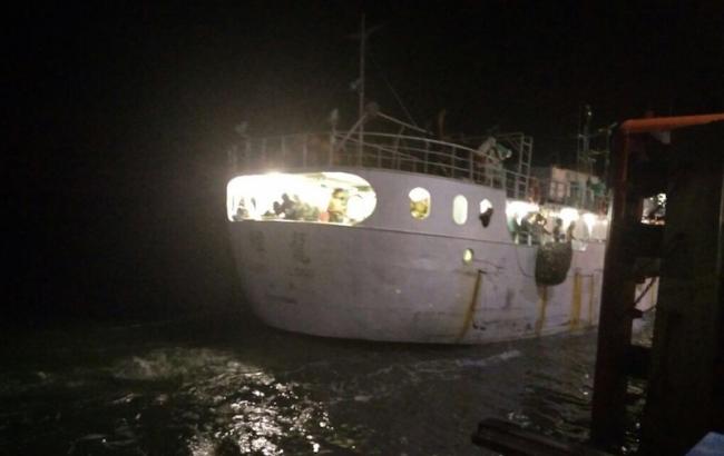 Kapal Win Long Dilepas, Sebelum Subuh Tinggalkan Tanjungbalai Karimun Menuju Afrika