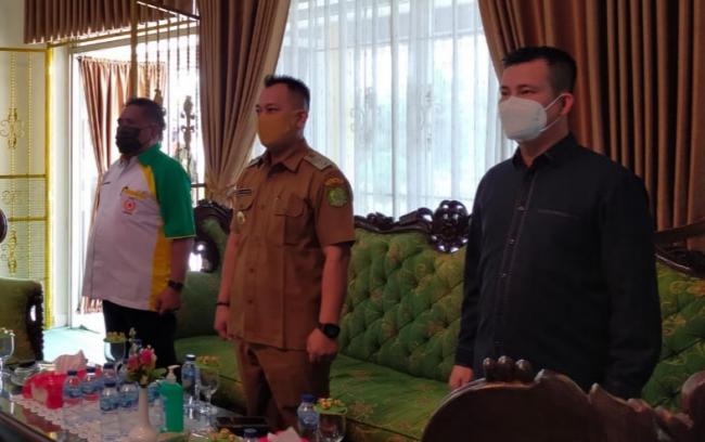 Nizar Minta KONI Lingga Majukan Olahraga hingga Bantu Berantas Narkoba