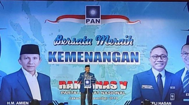Amien Rais Murka ke Pendukung Zulkifli Hasan: Ini Bukan Partai Kampungan!