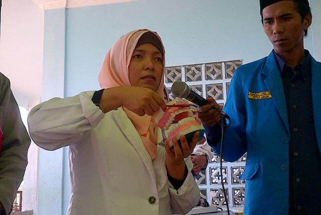 Cegah Radang Gusi Anak, Ini Cara Menggosok Gigi yang Benar