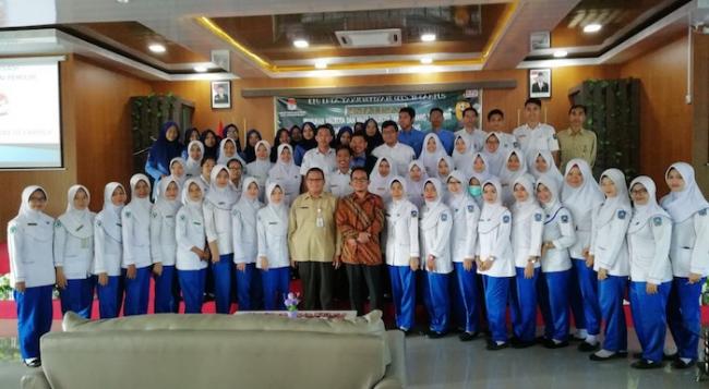 Ini Pesan Ketua KPU Tanjungpinang ke Mahasiswa Kebidanan