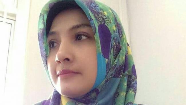 Janda Cantik Berjilbab Tewas dengan 23 Tusukan