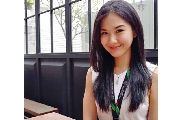 Yuliana Tasno, Manager Cantik Pendamping Timnas Indonesia