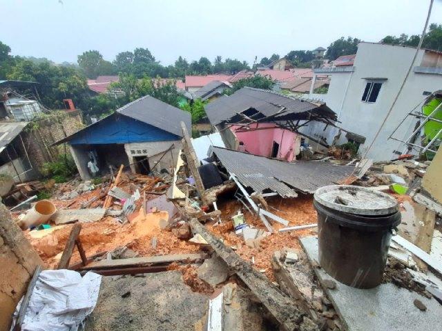 Ada 16 Rumah di Perumahan Cendrawasih Rusak Terimbas Longsor
