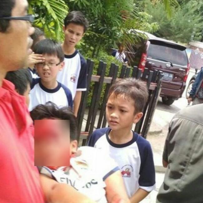 Siswa SD Yos Sudarso Terluka Parah Tertimpa Gawang