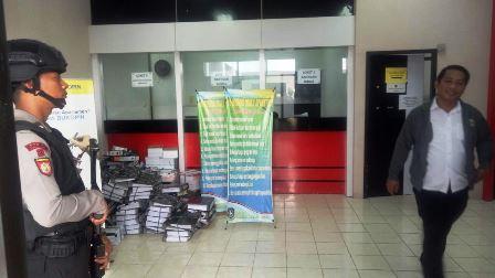 Pegawai Kalang Kabut saat KPK Geledah Dua Kantor OPD Kepri