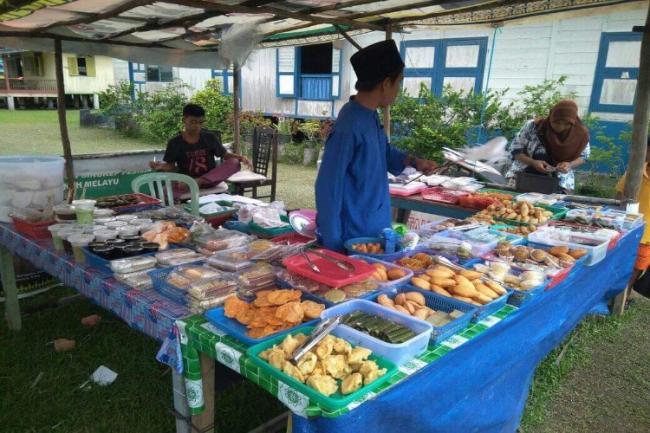 Berburu Takjil di Daik Lingga, Berikut 4 Lokasinya