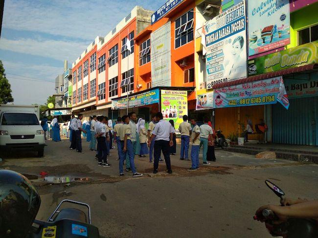 KPAI Soroti Siswa Restu Bunda Jadi Buruh Bangunan