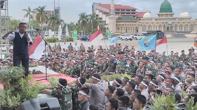 Jadi Perhatian Penonton: Tukul Tampak Kurusan ya...