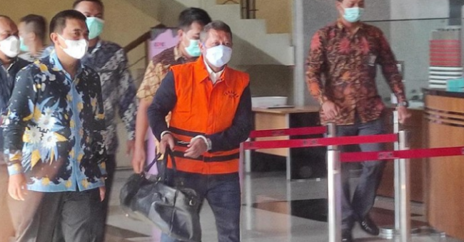 Mantan Dirut Pelindo RJ Lino Ditahan KPK