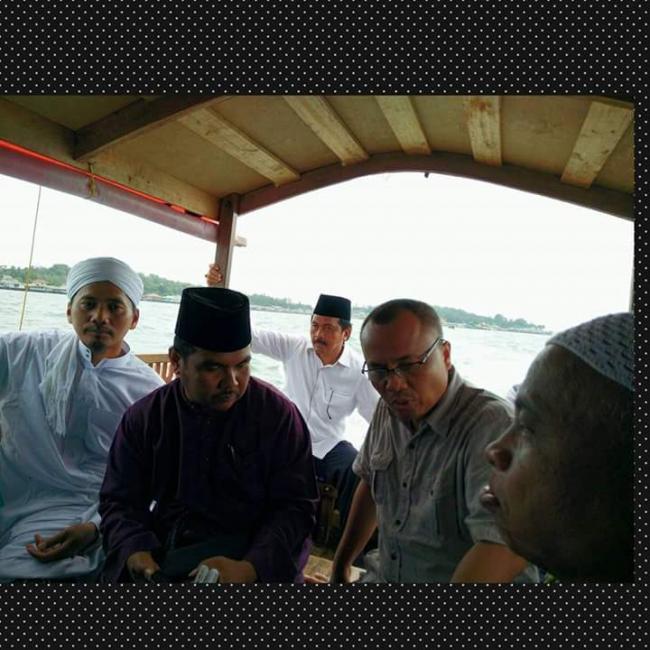 Wagub Nurdin Basirun Kemudikan Sendiri Speedboat ke Penyengat, Ini Penampakannya 