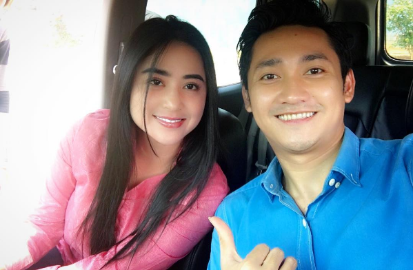 Kenalkan Ini Suami Dewi Perssik yang Baru