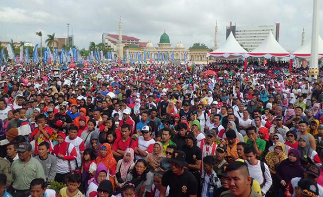 Jalan Santai HPN 2015 Benar-benar Banjir Hadiah
