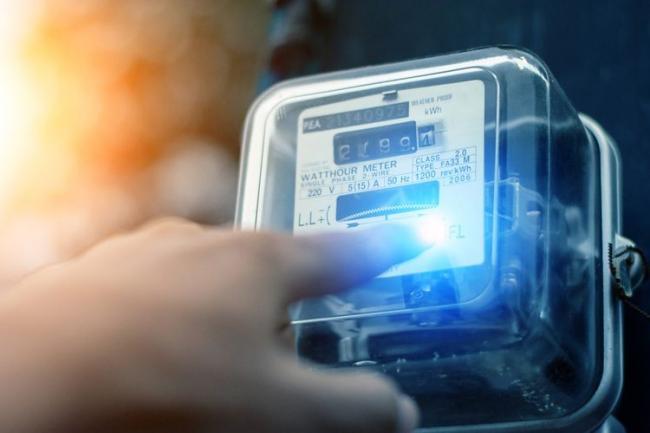 Tagihan Pelanggan Membengkak, PLN Pastikan Tarif Listrik Tak Naik