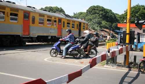SPG Keris Gallery Bandara Kualanamu Tewas Ditabrak Kereta Api