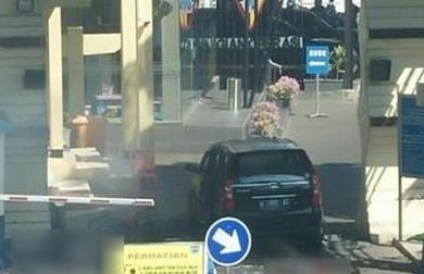 Video: Bom Guncang Polrestabes Surabaya