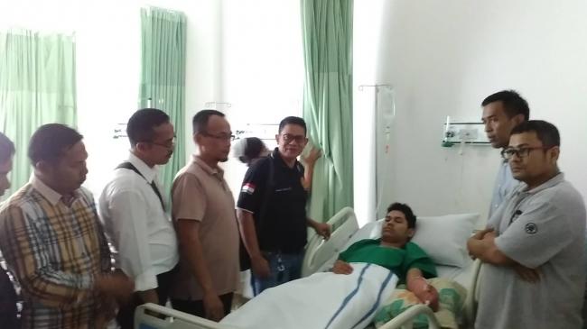 Tangan Kiri Tio Nyaris Putus Kena Begal di Batuaji
