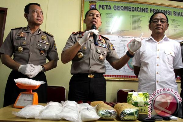 Jadi Bandar Narkoba, Oknum Polisi Ditembak Mati