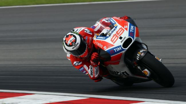 Jelang Race di Losail, Lorenzo Masih Galau Soal Ban