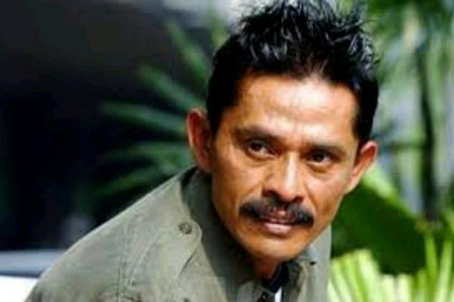 Ini Penyebab Pelantun Lagu Suci Dalam Debu Wafat