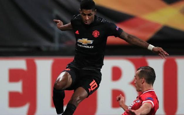 Tampil Melempem, MU Bagi Poin dengan AZ Alkmaar