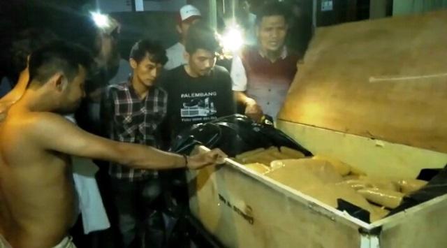 BNN Gagalkan Penyelundupan 400 Kg Ganja Via Ekspedisi