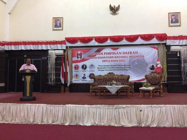 Bupati Rafiq Ingin Peran Nyata Pemuda di Kawasan Perbatasan