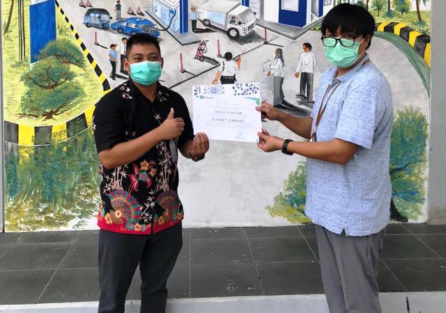 Pelanggan Gasku Terdampak Covid-19 di Batam Terima Bantuan Sembako