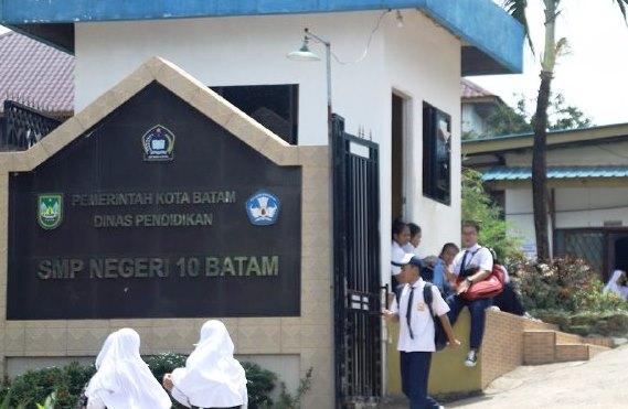 Dua Pegawai SMPN 10 Batam Diduga Terlibat Pungli PPDB
