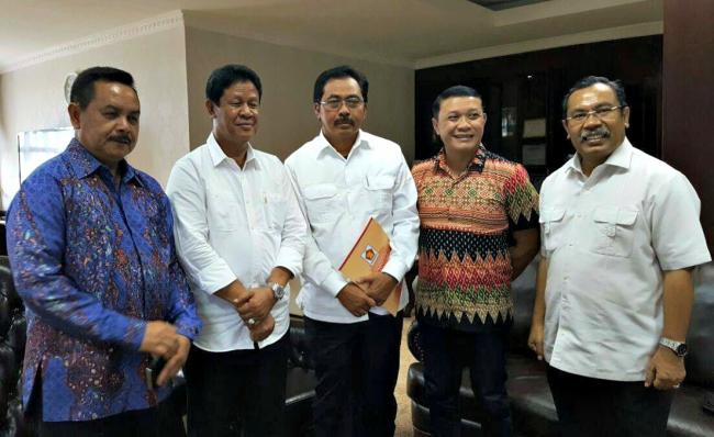Gerindra Resmi Usulkan Isdianto dan Fauzi Bahar Jadi Cawagub Kepri
