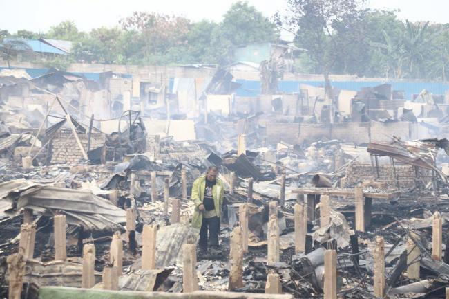 Polresta Barelang Datangkan Tim Labfor Olah TKP Kebakaran Ruli Beverly 